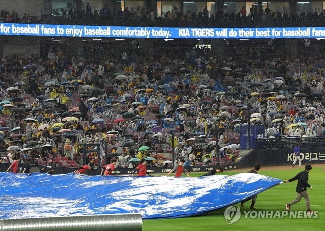 记者：加纳乔退出本期阿根廷队，19岁中场博纳诺特入选