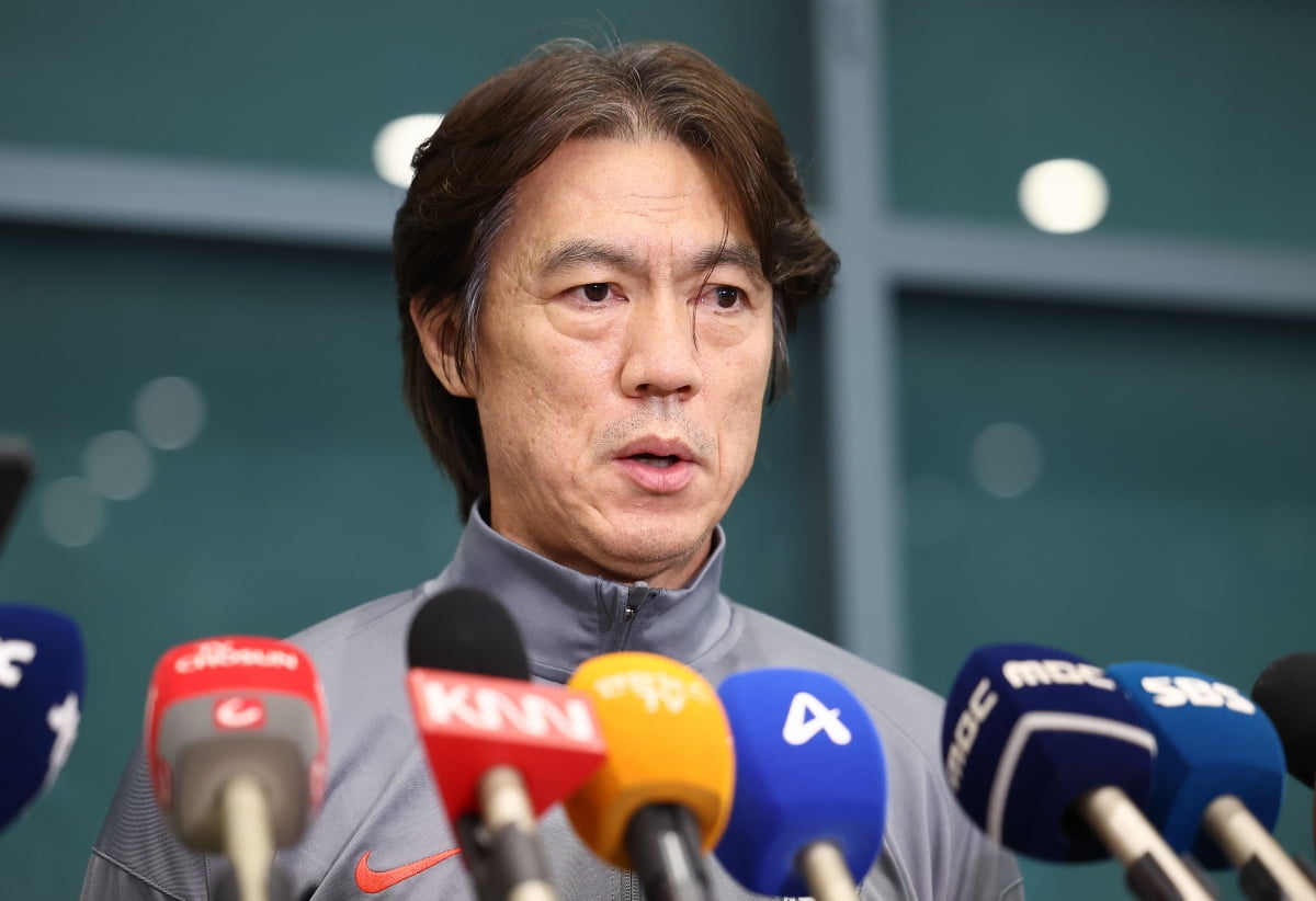 滕哈格：输给热刺让我们很生气，要从这种疯狂中获得动力