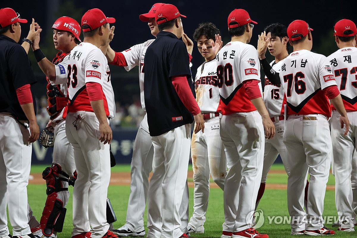 状态不错！杰曼砍20分7篮板9助攻&引领5人得分上双 北京开季两连胜