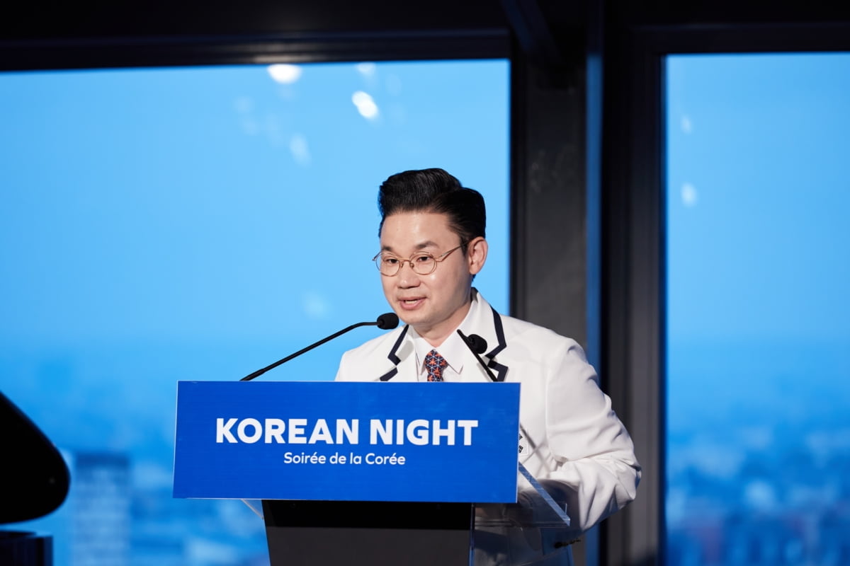 国足如何激活武磊？记者：面向球门且有前插空间时最有威胁