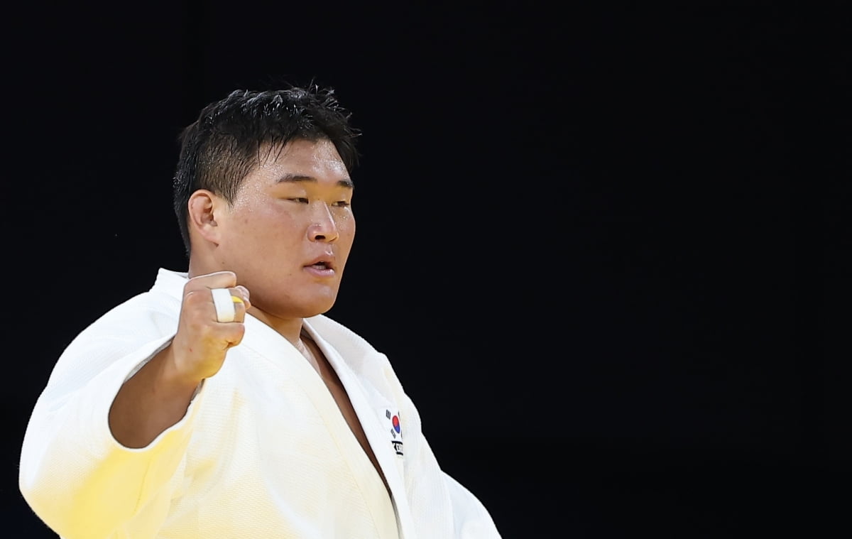 英超-切尔西4-2布莱顿4连胜升第3 帕尔默半场大四喜