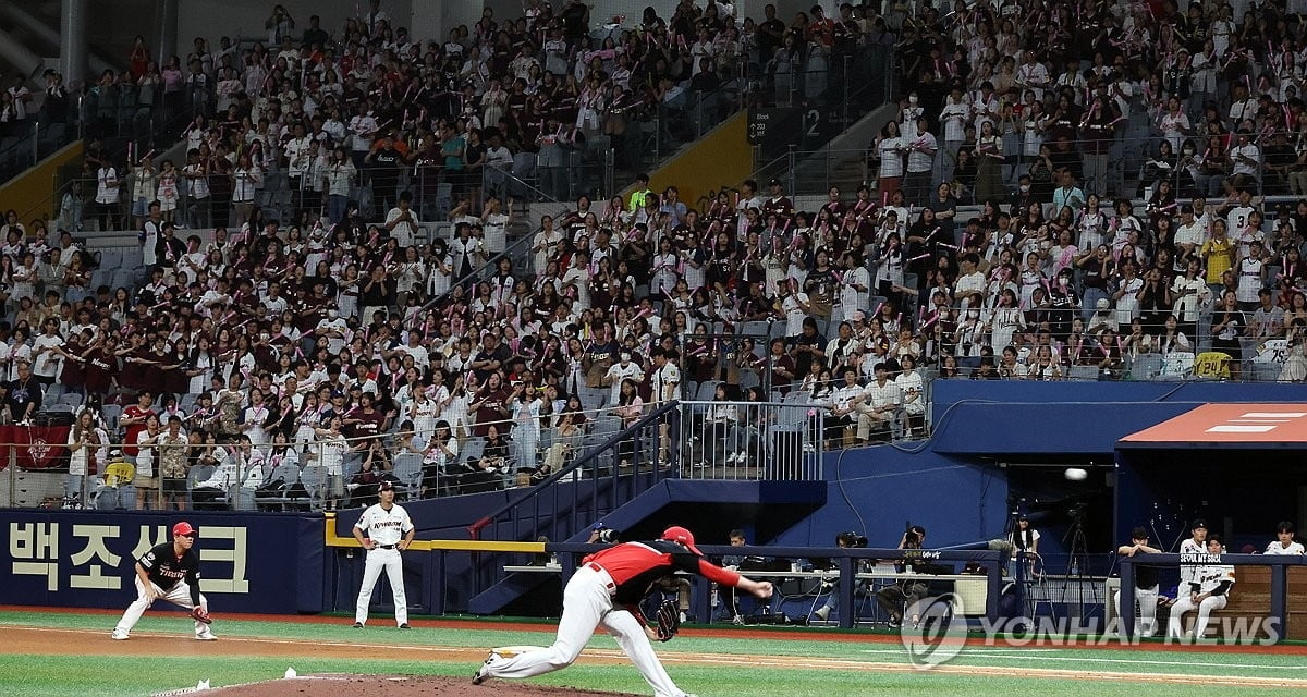 乌迪内斯vs那不勒斯：托万、洛伦佐-卢卡首发，卢卡库、麦克托米奈出战