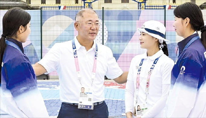 本坦库尔头球破门 热刺1-2伊普斯维奇