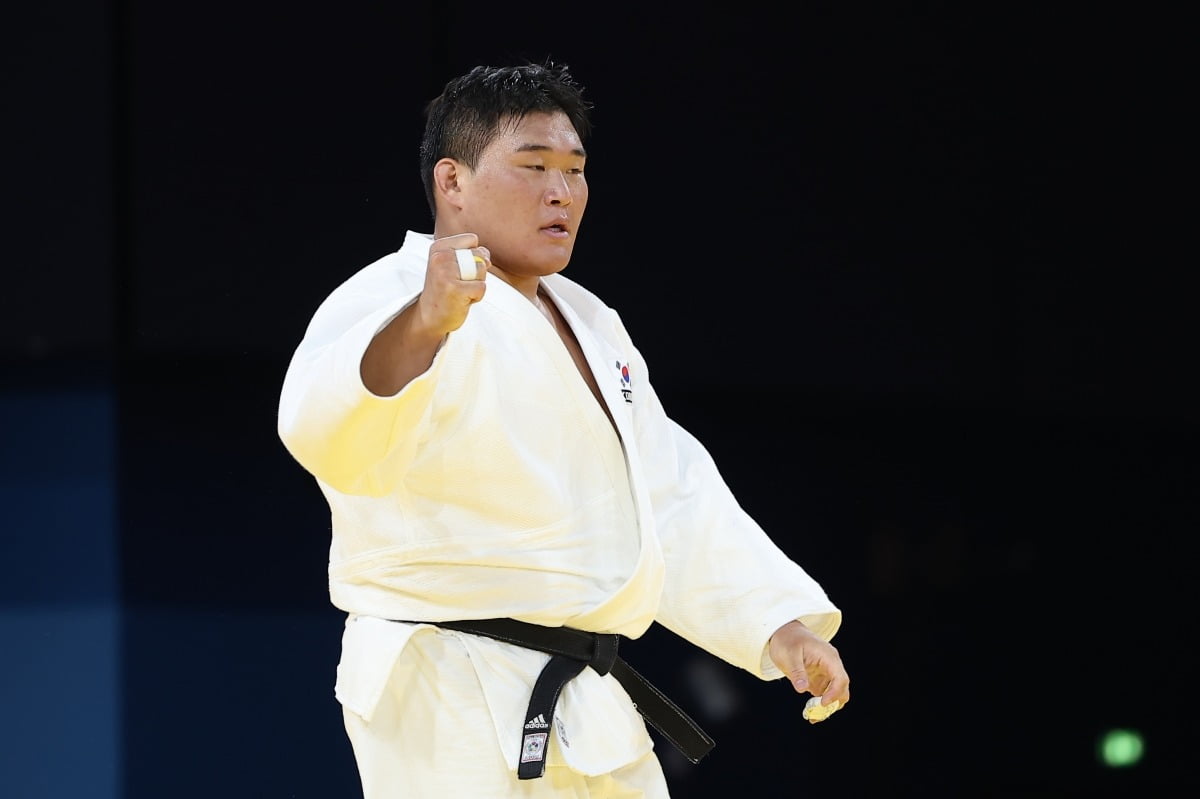 热刺创英超纪录：10次两球领先遭逆转 历史最多