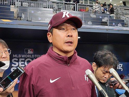 拜仁慕尼黑vs斯图加特全场数据：射门数22-4，射正数10-1
