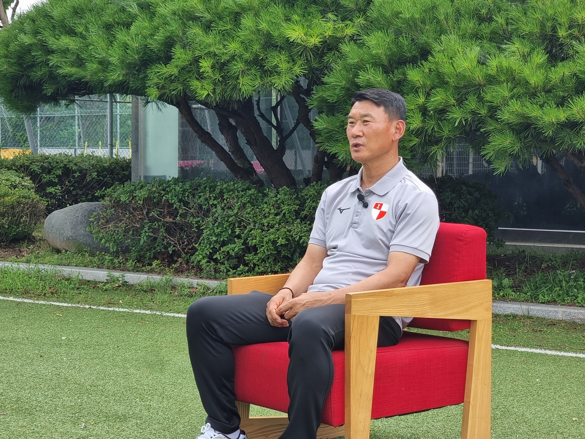 逆转登顶！维特塞尔晒出大合照：马竞坚持到了最后一刻