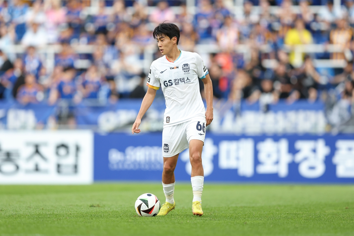 CBA战报：李炎哲22+10 皮特森关键三分 布朗空砍40分 新疆107-104广厦