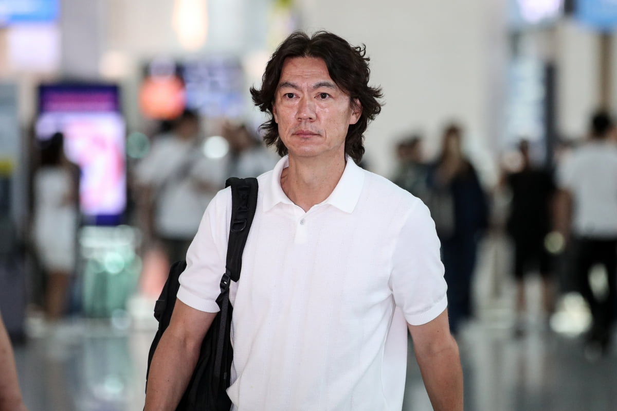 “对的人”阿莫林强势登场：转会听我的，穆帅已过时