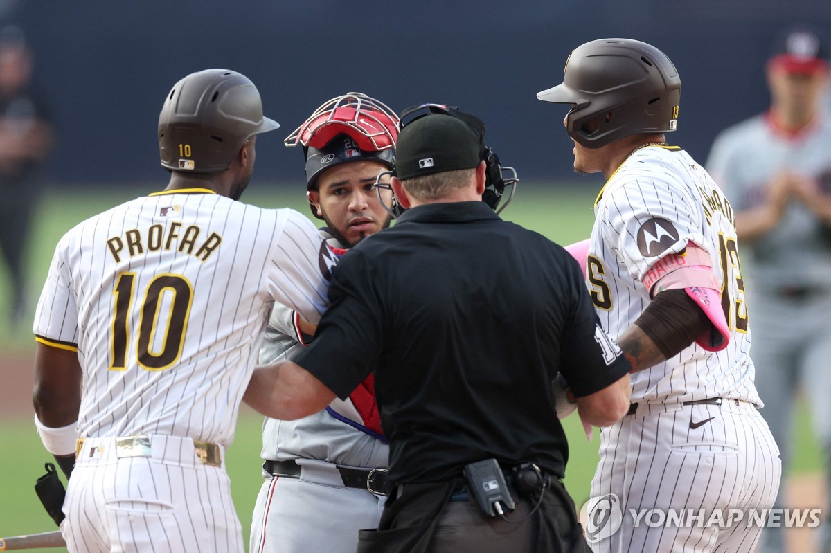 海港客战蔚山HD：古斯塔沃替补，吕文君、魏震、杨世元首发