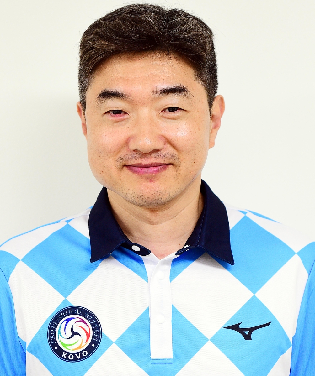 媒体人：赵继伟半月板损伤 明日进行进一步检查