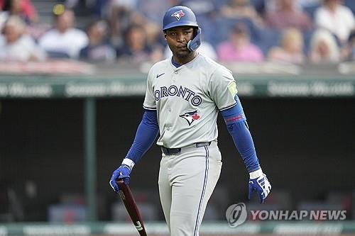 国足上次战巴林0-0 武磊两中门框+失单刀！