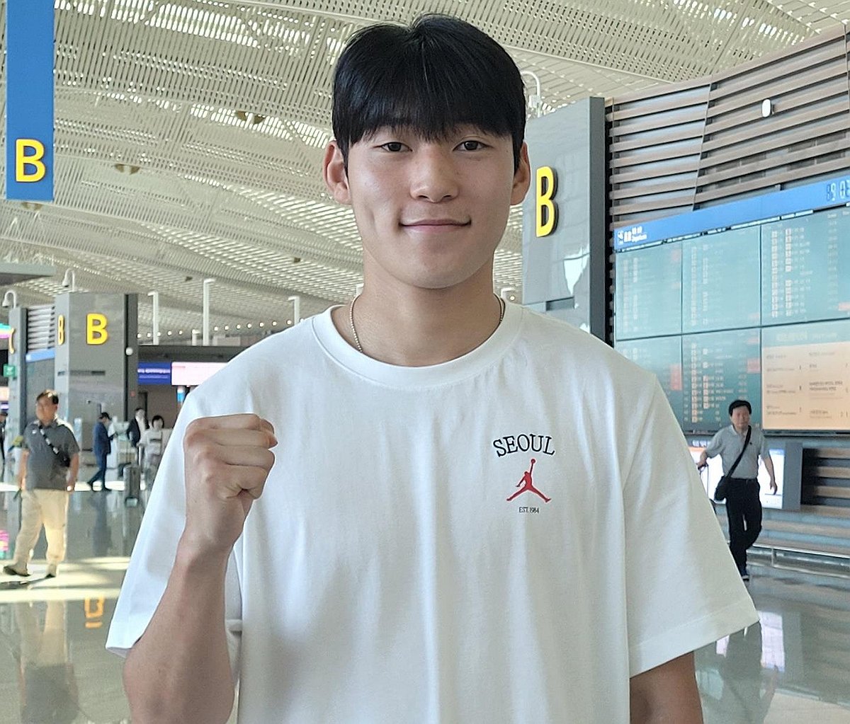 佩莱格里尼：我非常尊重罗马球衣，这份尊重将伴随我一生
