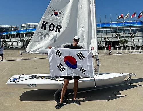 山东25分大胜四川！两战全胜出线形势大好 克里斯19分钟砍26分