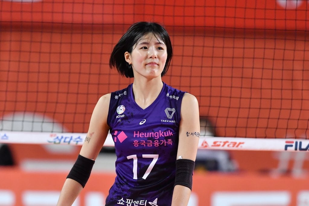 完败！勇士五虎65+21，爱德华兹30+9+4，大将伤退，西部格局巨变